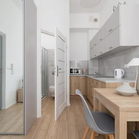 Studio apartment with balcony - Starowiślna 41 Apartament *