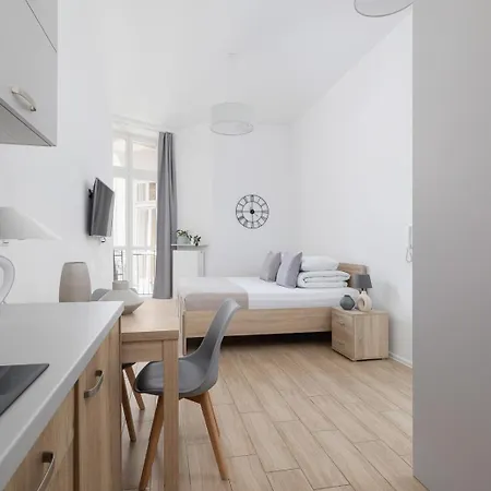 Studio apartment with balcony - Starowiślna 41 Apartament *