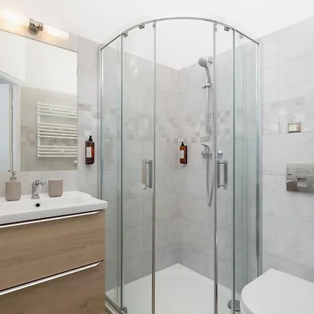 Studio apartment with balcony - Starowiślna 41 *