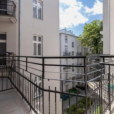 Studio apartment with balcony - Starowiślna 41