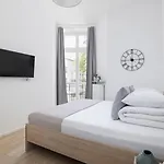Apartment With Balcony - Starowislna 41